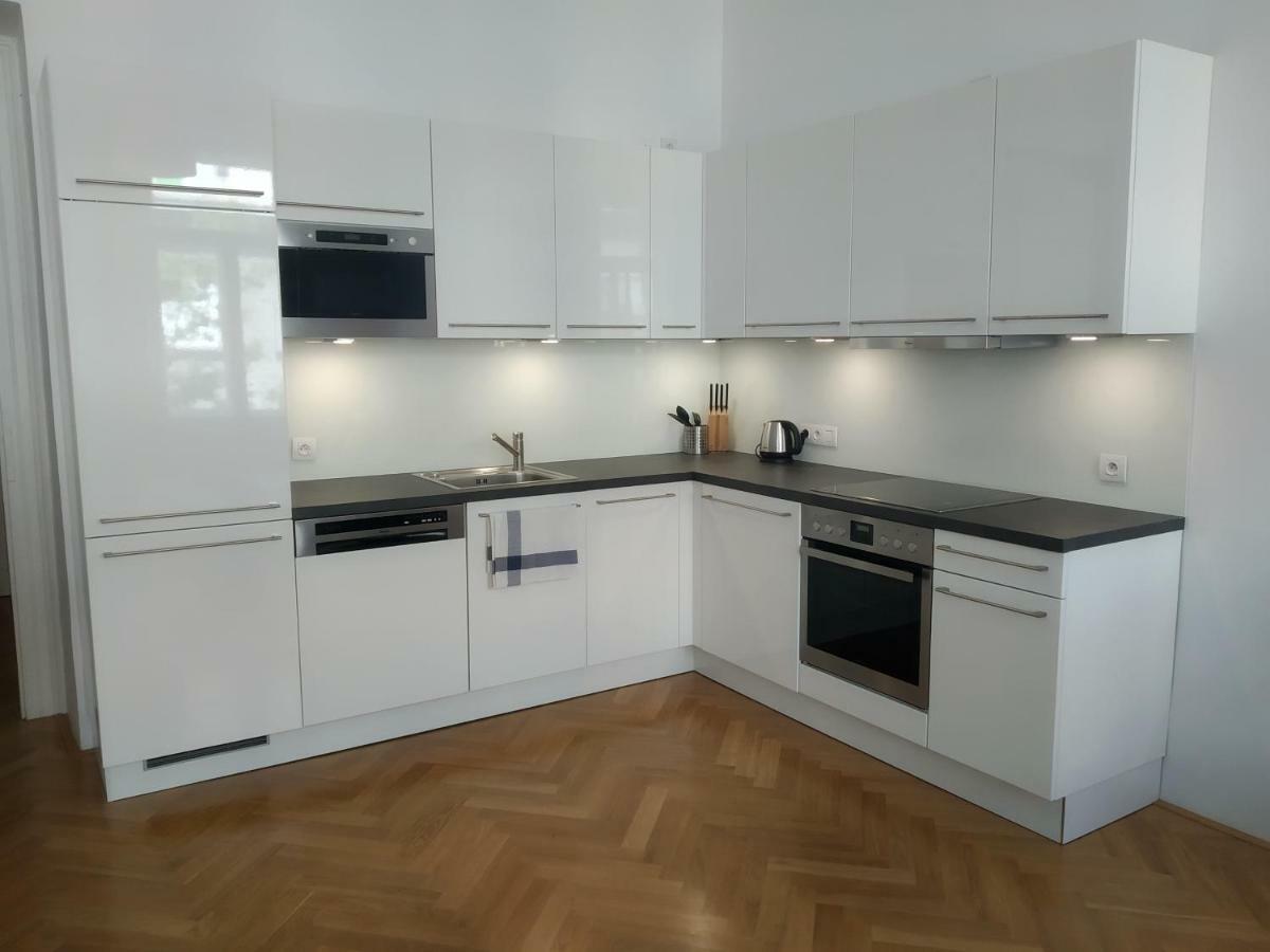 Prague Saints Apartments Екстериор снимка
