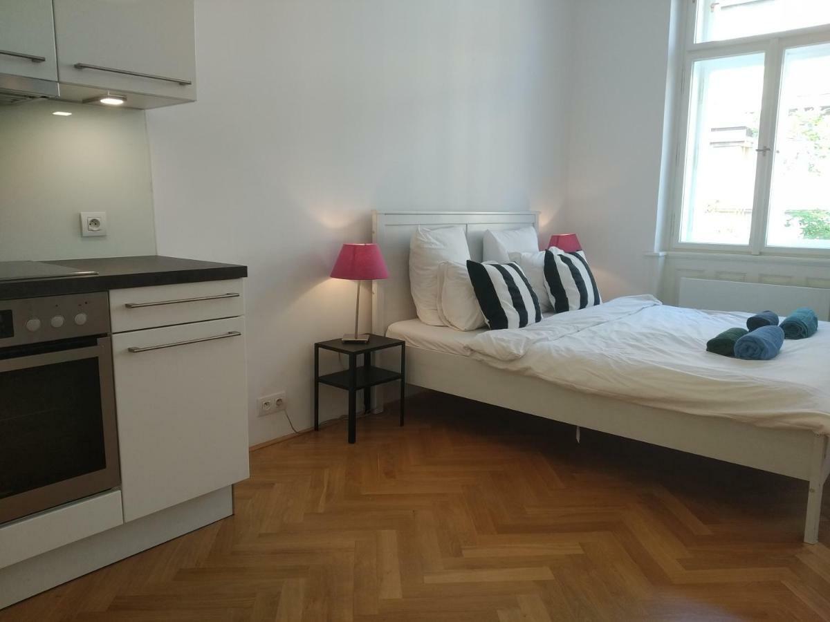 Prague Saints Apartments Екстериор снимка